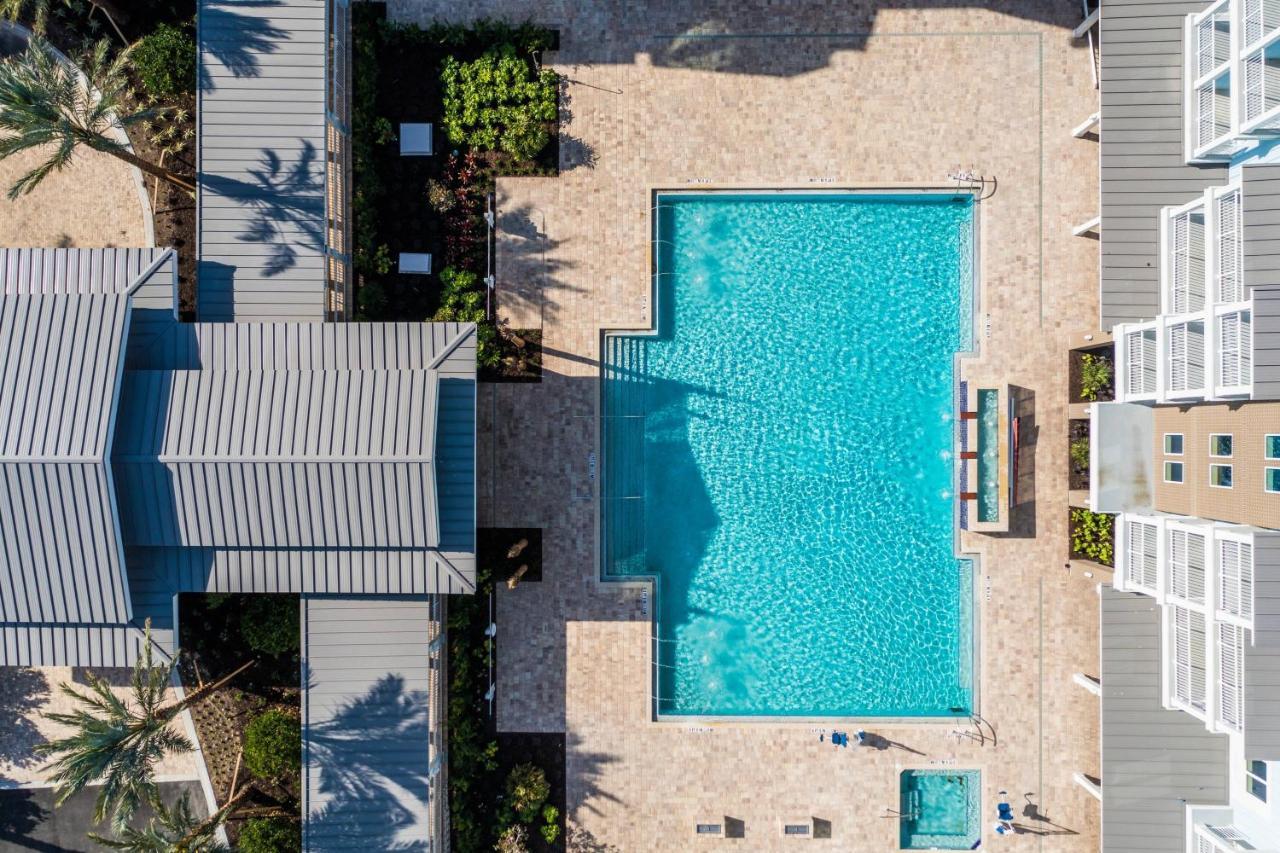 Courtyard Amelia Island Hotel Fernandina Beach Exterior photo